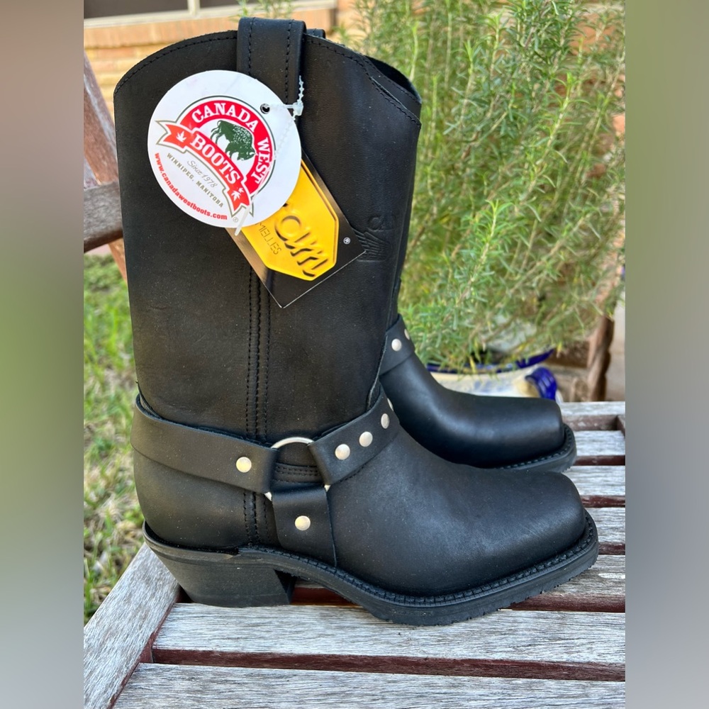 NWT Frye Like Studded Biker Boots Sz 7 BRAND NEW MOTORCYCLE BOOTS - Picture 3 of 11